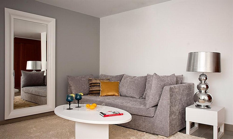 Imagen de los interiores del Apartamentos Málaga Andes. Foto 15