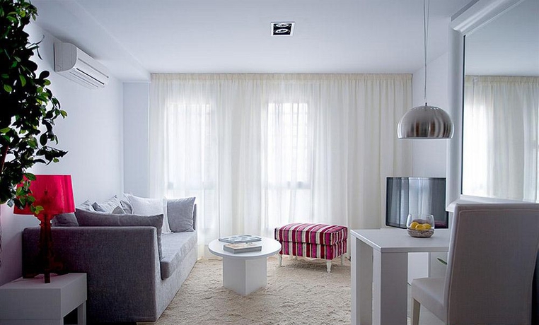 Imagen de los interiores del Apartamentos Málaga Andes. Foto 16