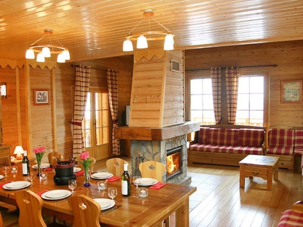 Imagen general del Apartamentos Madame Vacances Les Chalets De L'altiport. Foto 3