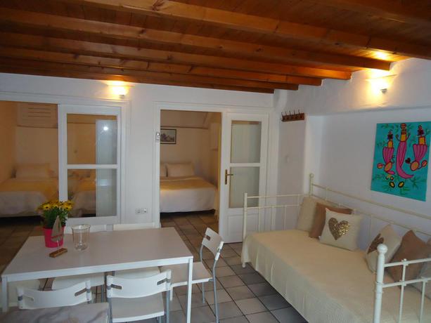 Imagen general del Apartamentos Madres Houses. Foto 15