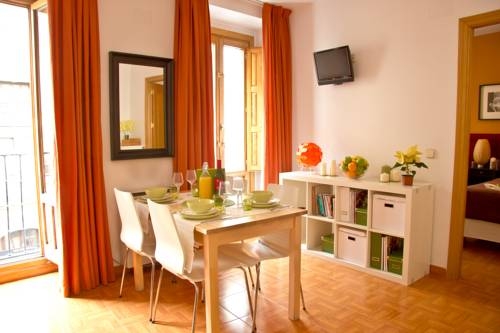 Imagen general del Apartamentos Madrid, Madrid. Foto 6