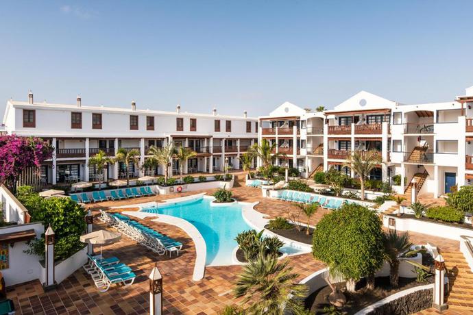 Imagen general del Apartamentos Mansion de Nazaret. Foto 8