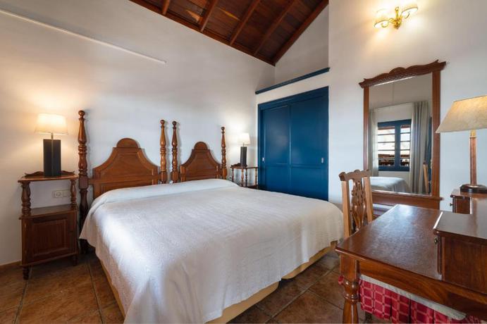 Imagen general del Apartamentos Mansion de Nazaret. Foto 6