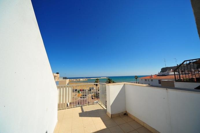 Imagen de los exteriores del Apartamentos Mar Azul, Peñíscola. Foto 14