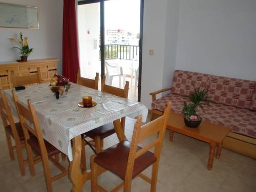 Imagen general del Apartamentos Mar Bella. Foto 6