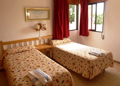 Imagen de la habitación del Apartamentos Mar Bella. Foto 18