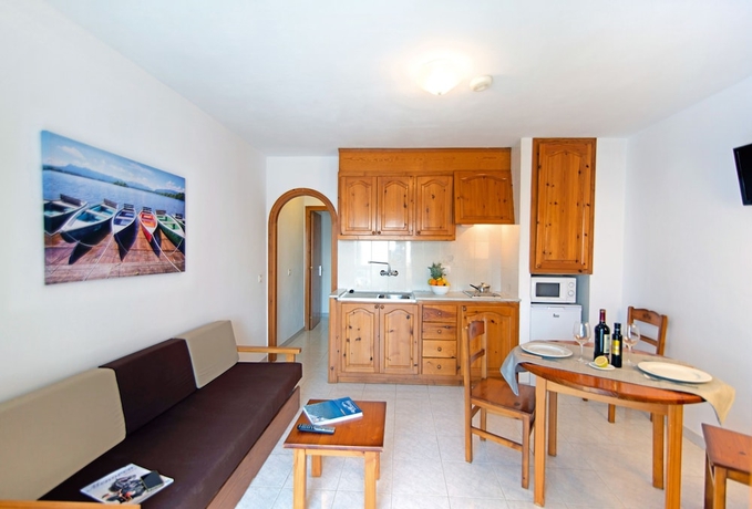 Imagen de la habitación del Apartamentos Mar Blanca. Foto 10