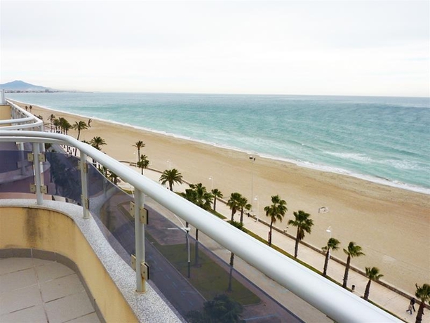 Imagen general del Apartamentos Mar De Peñíscola 3000. Foto 9