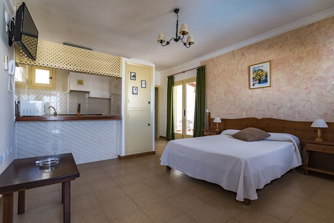 Imagen de la habitación del Apartamentos Mar Y Sal, La Savina (Puerto). Foto 8