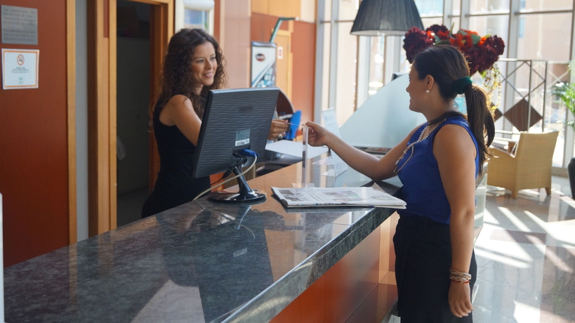 Imagen de los interiores del Apartamentos Mar y Golf. Foto 15