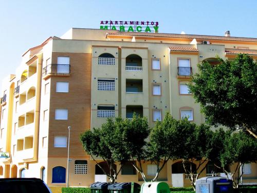 Imagen de los exteriores del Apartamentos Maracay. Foto 16