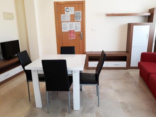 Imagen general del Apartamentos Marcomar 3000. Foto 16