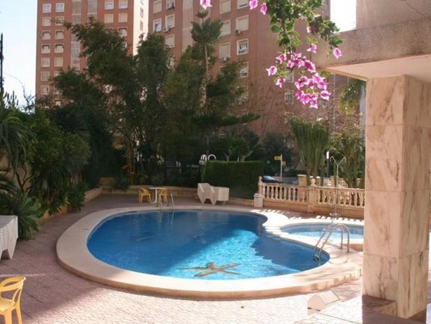 Imagen general del Apartamentos Maria Victoria, Benidorm Centro. Foto 6