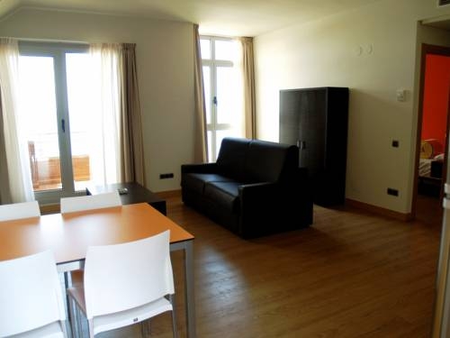 Imagen de la habitación del Apartamentos Marítimo Ris. Foto 6