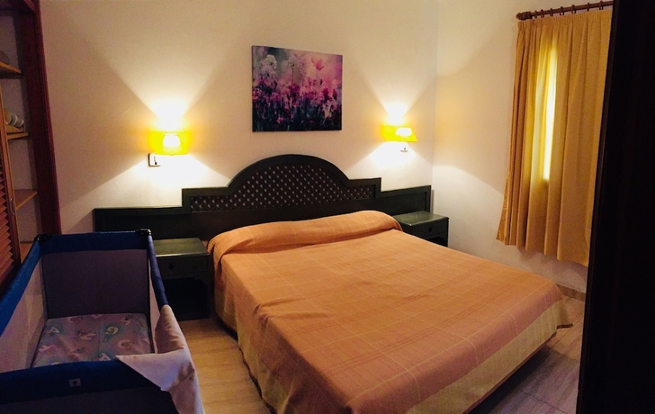 Imagen de la habitación del Apartamentos Maribel, Puerto del Carmen. Foto 9