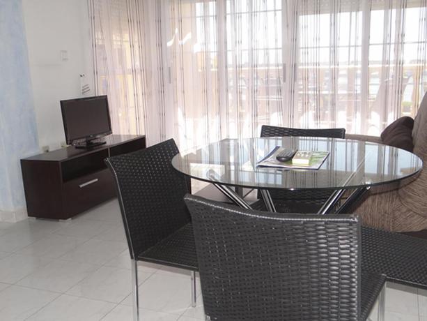 Imagen de la habitación del Apartamentos Marina Internacional. Foto 4