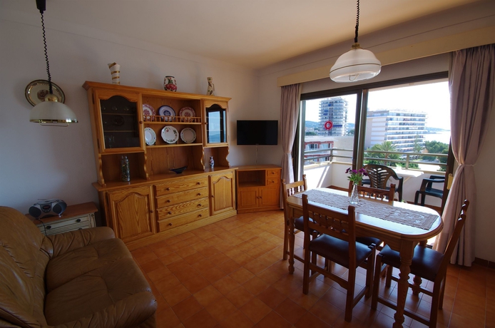 Imagen de los interiores del Apartamentos Marina, Palmanova. Foto 16