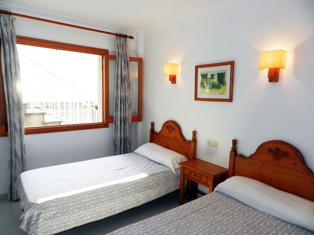 Imagen de la habitación del Apartamentos Marina Sol i Pins. Foto 16