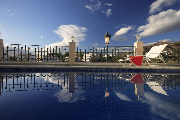 Imagen de los exteriores del Apartamentos Marina Turquesa. Foto 5