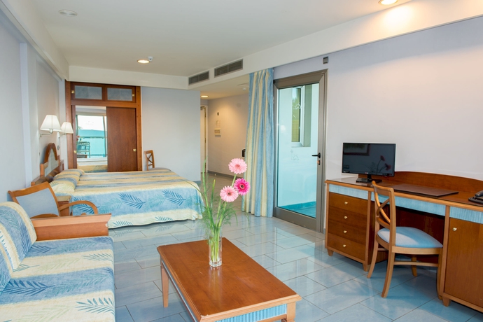 Imagen de la habitación del Apartamentos Marinasol and Aqua Spa. Foto 7
