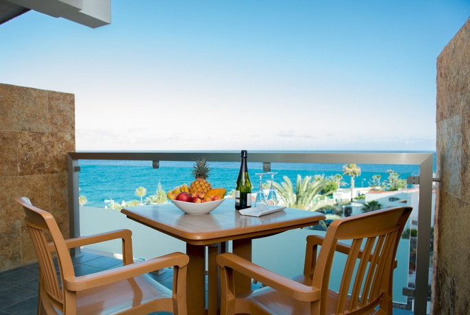 Imagen del bar/restaurante del Apartamentos Marinasol and Aqua Spa. Foto 2