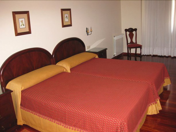 Imagen de la habitación del Apartamentos Maritimo Suites. Foto 2
