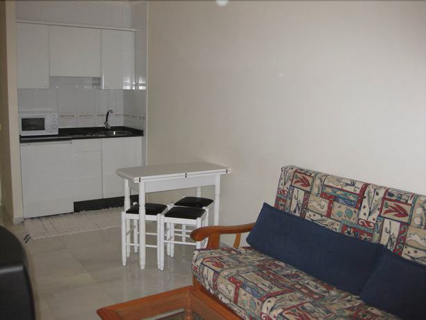 Imagen de la habitación del Apartamentos Maritimo Suites. Foto 5