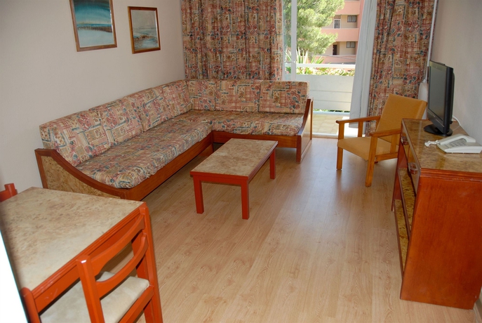 Imagen de los interiores del Apartamentos Marthas. Foto 12