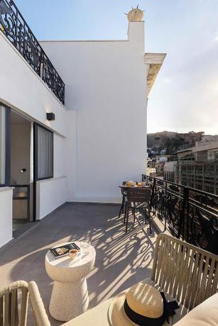 Imagen de los exteriores del Apartamentos Master Plaka Athens. Foto 8