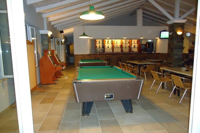 Imagen general del Apartamentos Matoula. Foto 12