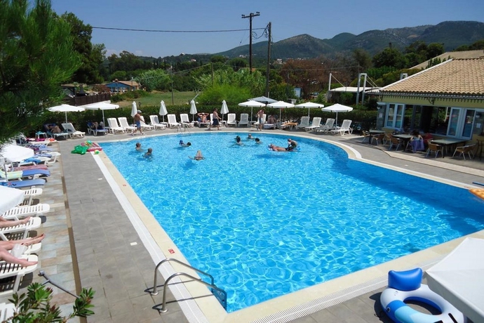 Imagen general del Apartamentos Matoula. Foto 13