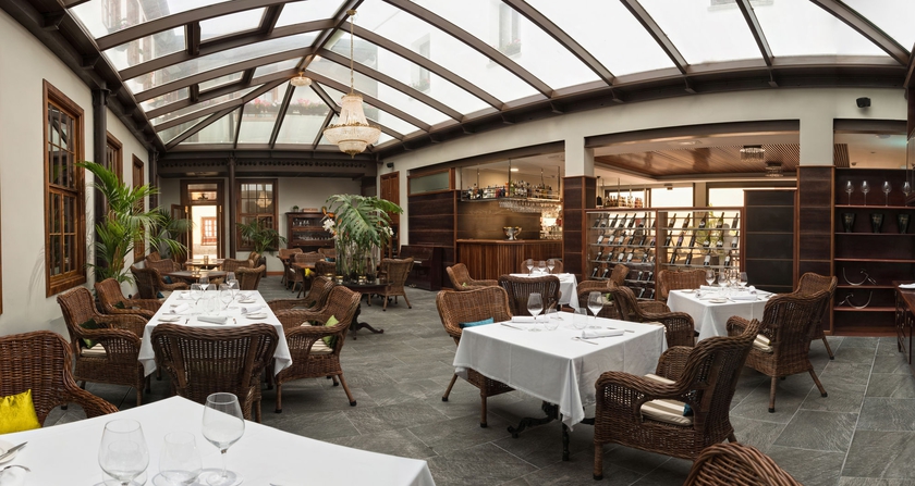 Imagen del bar/restaurante del Apartamentos Mc San Agustin. Foto 5