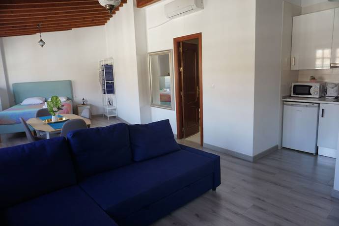 Imagen de la habitación del Apartamentos Mediterránea Centro. Foto 10