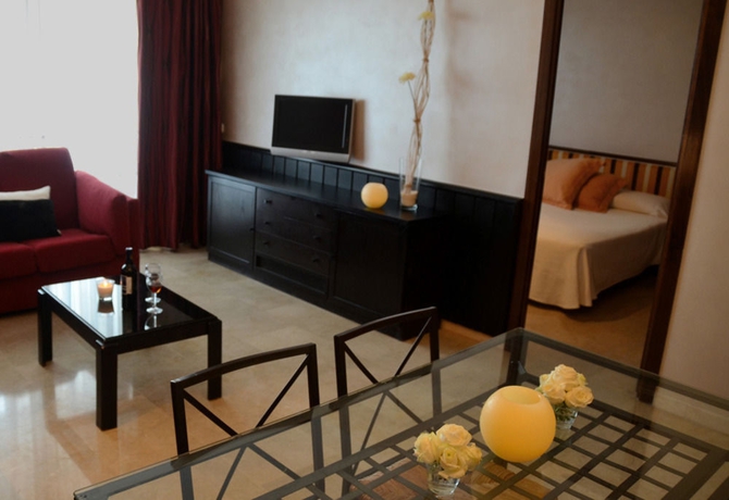 Imagen de los interiores del Apartamentos Mediterráneo Sitges. Foto 15