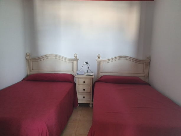 Imagen de la habitación del Apartamentos Mediterraneo, Marbella. Foto 5