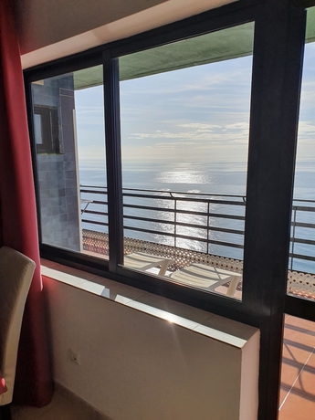 Imagen de la habitación del Apartamentos Mediterraneo, Marbella. Foto 16