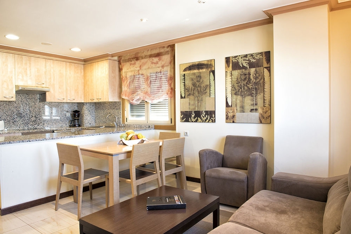 Imagen de los interiores del Apartamentos Mediterraneo Real Turísticos. Foto 10