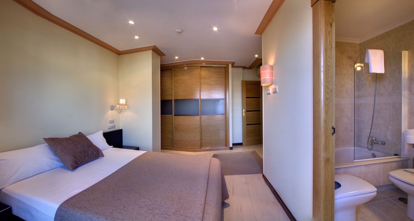 Imagen de la habitación del Apartamentos Mediterraneo Real Turísticos. Foto 6