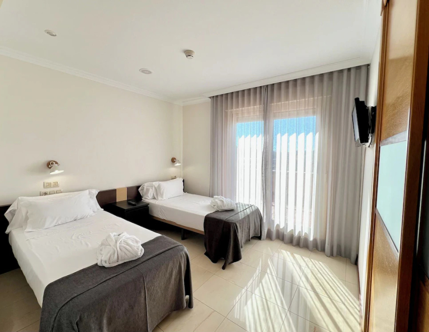 Imagen de la habitación del Apartamentos Mediterraneo Real Tur&iacute;sticos. Foto 8