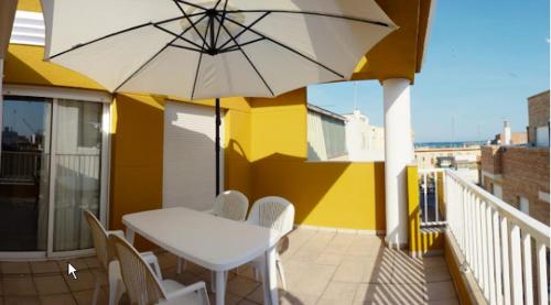 Imagen de la habitación del Apartamentos Mediterrania Pinazo. Foto 6