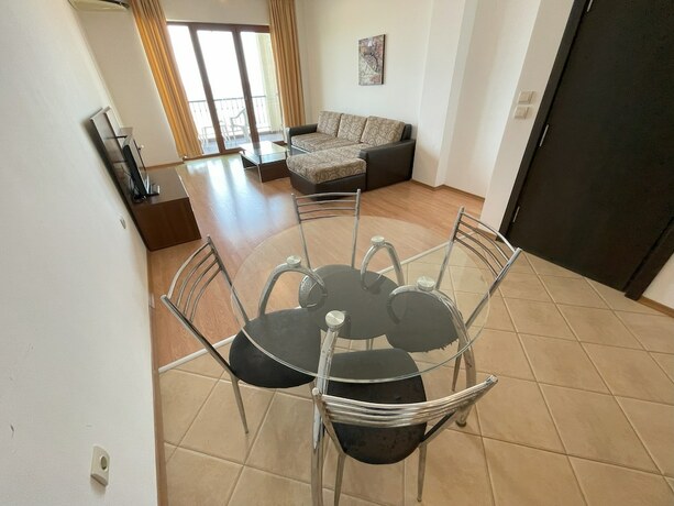 Imagen general del Apartamentos Menada Rocamar. Foto 5