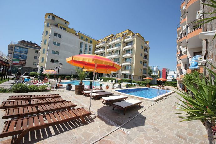 Imagen de los exteriores del Apartamentos Menada Sea Regal Apartments. Foto 4