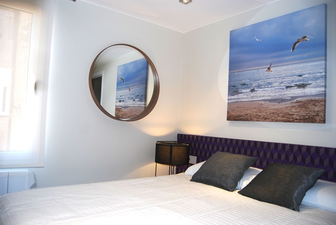 Imagen de la habitación del Apartamentos Mercedes Heritage Barcelona. Foto 8