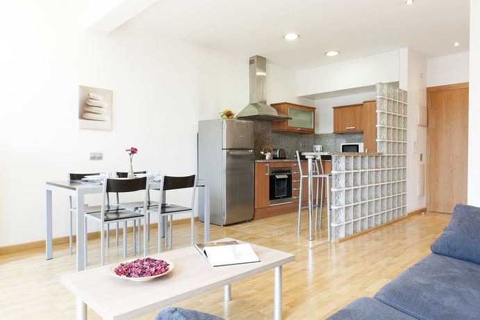 Imagen de la habitación del Apartamentos Mh Apartments S. Familia. Foto 13