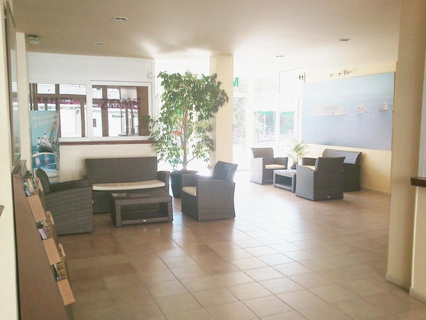 Imagen de los interiores del Apartamentos Miami, L' Estartit. Foto 18