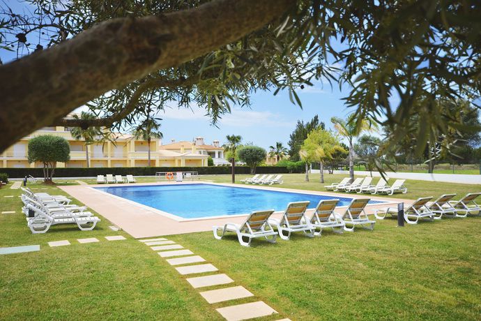 Imagen general del Apartamentos Millennium Golf Residences Al. Foto 2