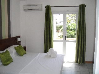 Imagen de la habitación del Apartamentos Milu Beach Club. Foto 11