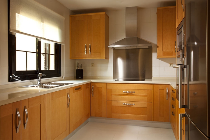 Imagen de la habitación del Apartamentos Mimosas Suites Banús. Foto 6