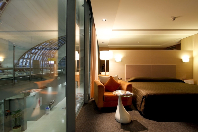 Imagen de la habitación del Apartamentos Miracle Transit Hotel. Foto 11