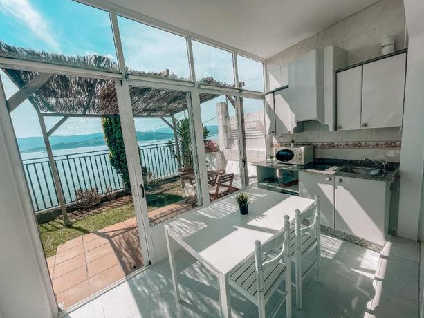 Imagen general del Apartamentos Miramar Playa, Raxo. Foto 9